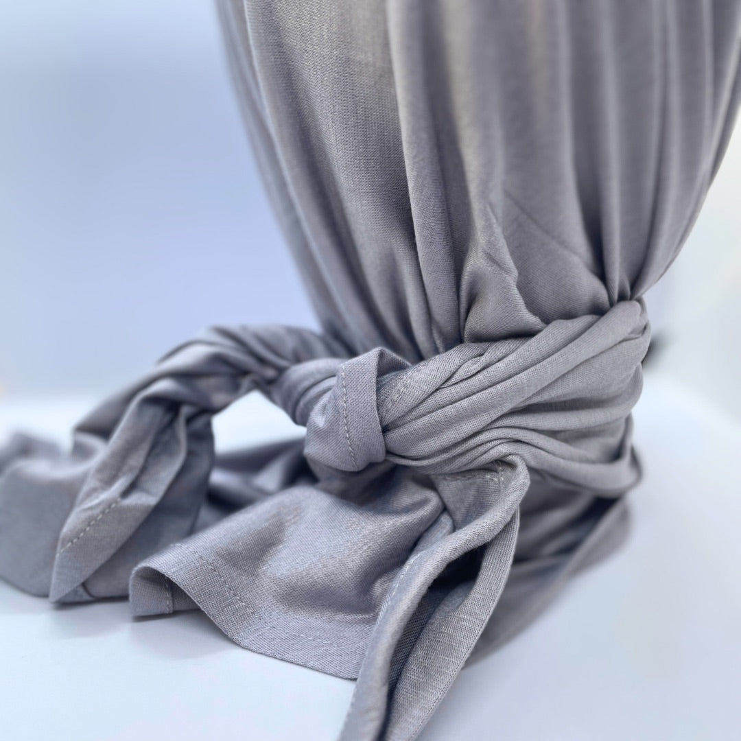 شال مثلث قطن كويتي مع جفسة - رمادي