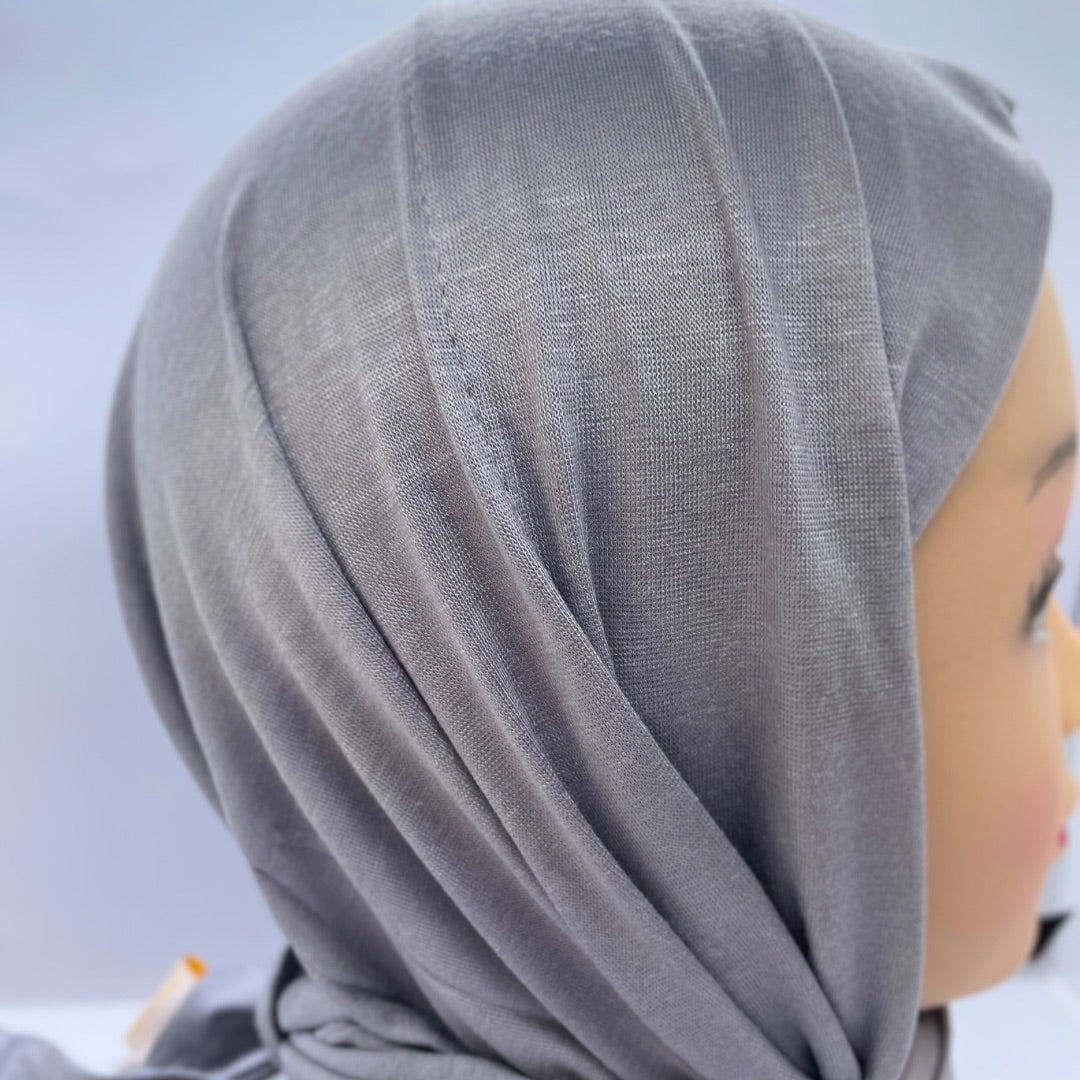 شال مثلث قطن كويتي مع جفسة - رمادي