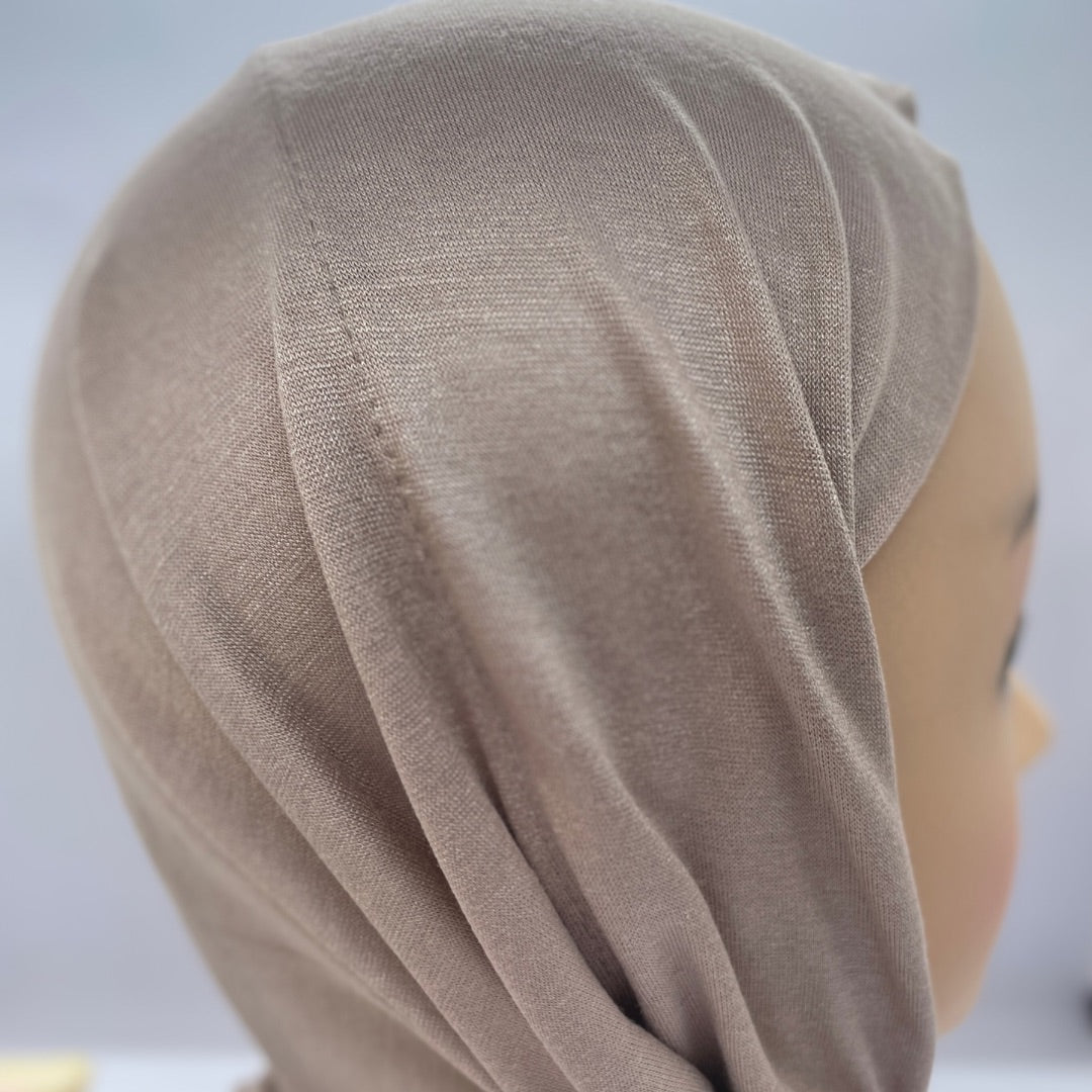 شال مثلث قطن كويتي مع جفسة - رمادي بيج وسط