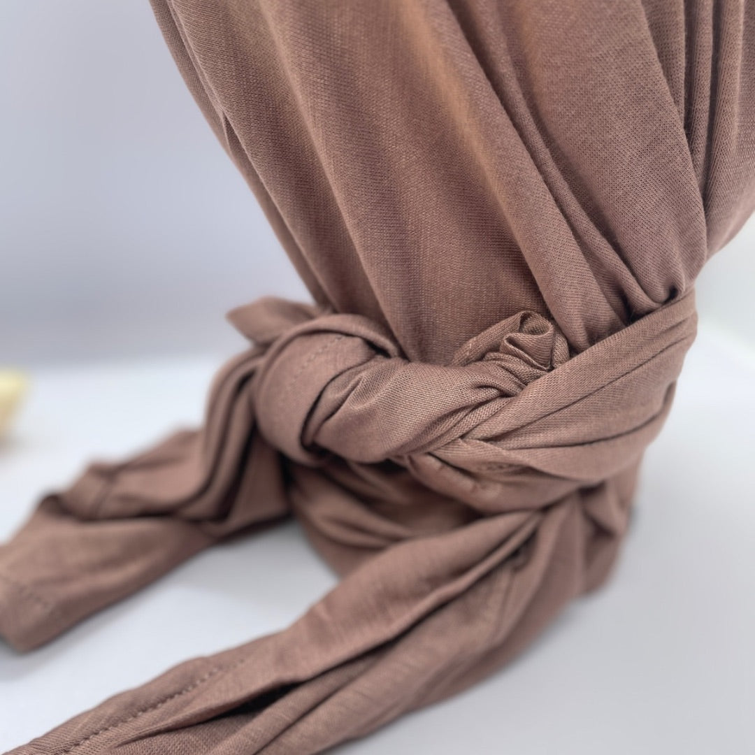 شال مثلث قطن كويتي مع جفسة - بني موكا