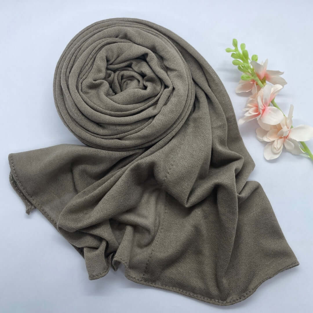 Shash Turkey-Kuwaiti Hijab with Front Fold
- Deep Earthy Brown